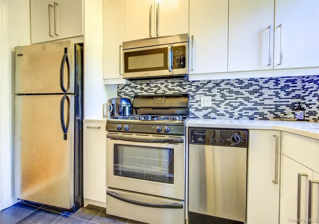 Photo 3 of House for sale at 78-11 35 Avenue #5H, New York, NY 11372 | MLS# 1063925 | Listing updated on 2026-10-24