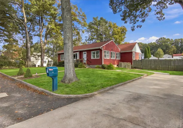 Photo 2 of Single family home for sale at 41 Kirk Ave, Islip, NY 11779 | MLS# 1063949 | Listing updated on 2026-10-29