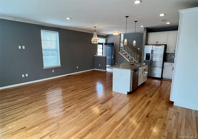 Photo 3 of Single family home for sale at 95 Meadow View Dr, Wallkill, NY 10940 | MLS# 1063951 | Listing updated on 2026-10-21