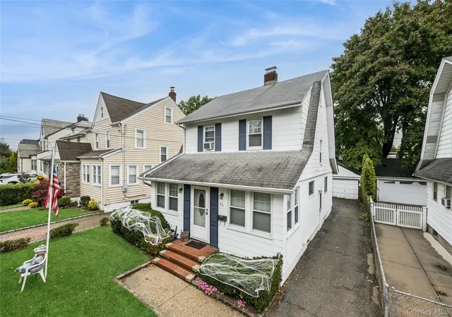 Photo 2 of Single family home for sale at 85 Magnolia Ave, Hempstead, NY 11001 | MLS# 1063952 | Listing updated on 2026-10-21