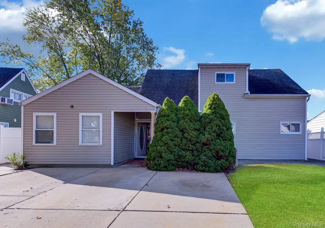Single family home for sale at 69 Wheelbarrow Ln, Hempstead, NY 11793 | MLS# 1063966