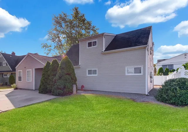 Photo 1 of Single family home for sale at 69 Wheelbarrow Ln, Hempstead, NY 11793 | MLS# 1063966 | Listing updated on 2026-10-27