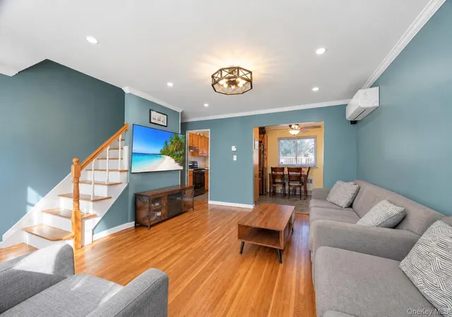 Photo 3 of Single family home for sale at 33 Nims Ave, West Babylon, NY 11704 | MLS# 1063999 | Listing updated on 2026-10-27