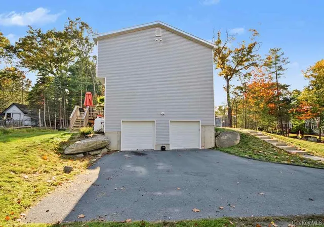 Photo 2 of Single family home for sale at 3 Chester St, Thompson, NY 12775 | MLS# 1064055 | Listing updated on 2026-10-21