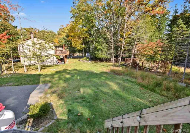 Photo 3 of Single family home for sale at 3 Chester St, Thompson, NY 12775 | MLS# 1064055 | Listing updated on 2026-10-21