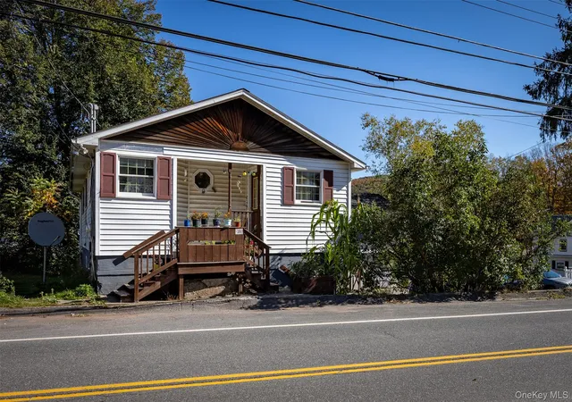 Photo 3 of House for sale at 379 Rt 296, Windham, NY 12439 | MLS# 1064063 | Listing updated on 2026-10-20