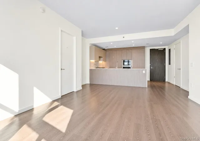 Photo 3 of Condo for sale at 133-36 37th Avenue #8F, New York, NY 11354 | MLS# 1064076 | Listing updated on 2026-10-23