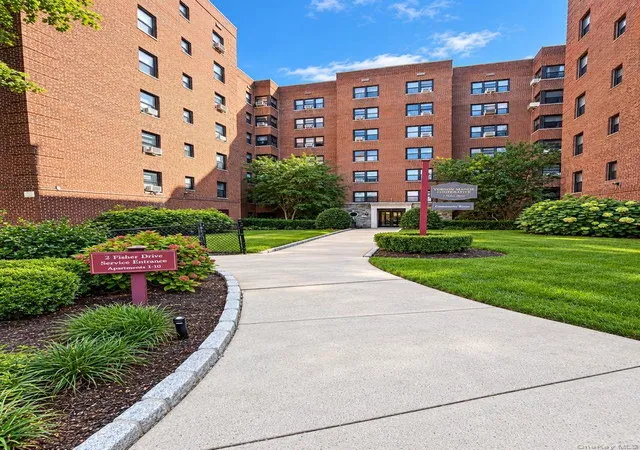 Photo 1 of Condo for sale at 2 Fisher Dr #501, Mount Vernon, NY 10552 | MLS# 1064083 | Listing updated on 2026-10-21