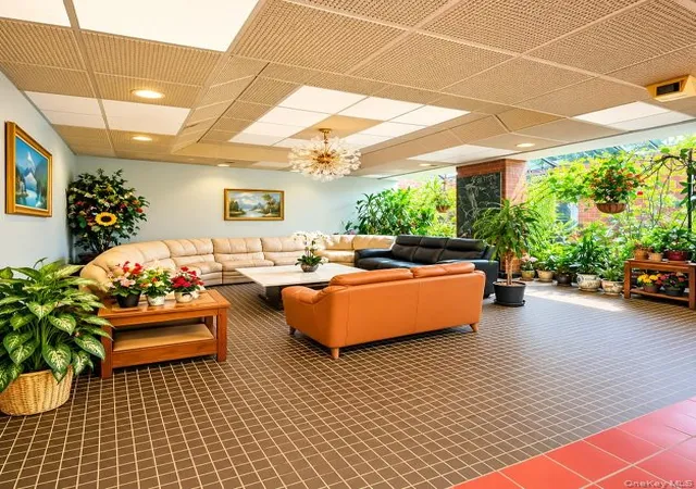 Photo 2 of Condo for sale at 139-35 35th Avenue #4C, New York, NY 11354 | MLS# 1064095 | Listing updated on 2026-10-20