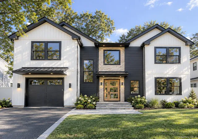 Single family home for sale at 152 Kinsella Ave, Oyster Bay, NY 11762 | MLS# 1064146