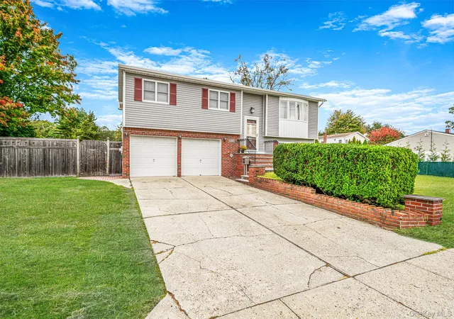 Single family home for sale at 247 Orourke St, Islip, NY 11717 | MLS# 1064147