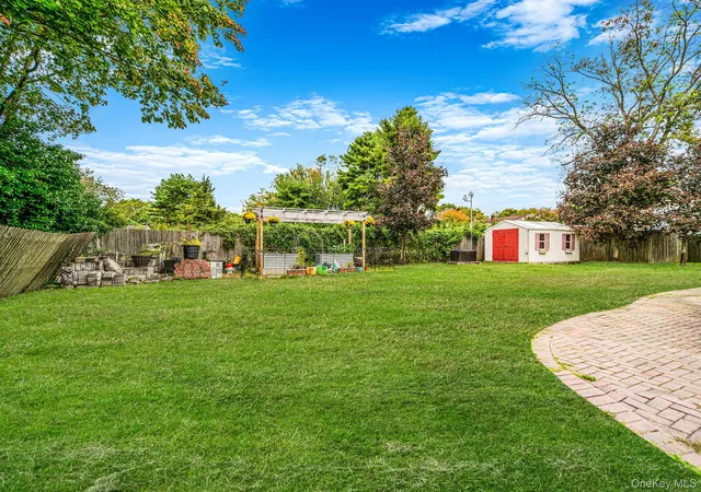 Photo 3 of Single family home for sale at 247 Orourke St, Islip, NY 11717 | MLS# 1064147 | Listing updated on 2026-10-24