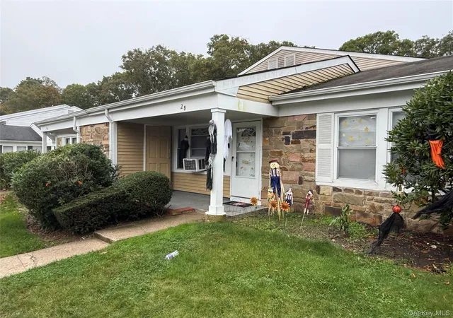 Photo 2 of Condo for sale at 2 Ticonderoga Ct, Brookhaven, NY 11961 | MLS# 1064149 | Listing updated on 2026-10-20