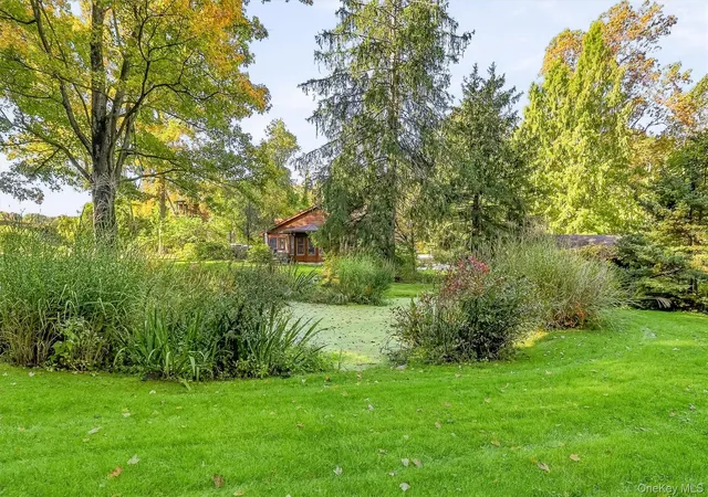 Photo 3 of Single family home for sale at 56 Twin Ridges Rd, Ossining, NY 10562 | MLS# 1064150 | Listing updated on 2026-10-22