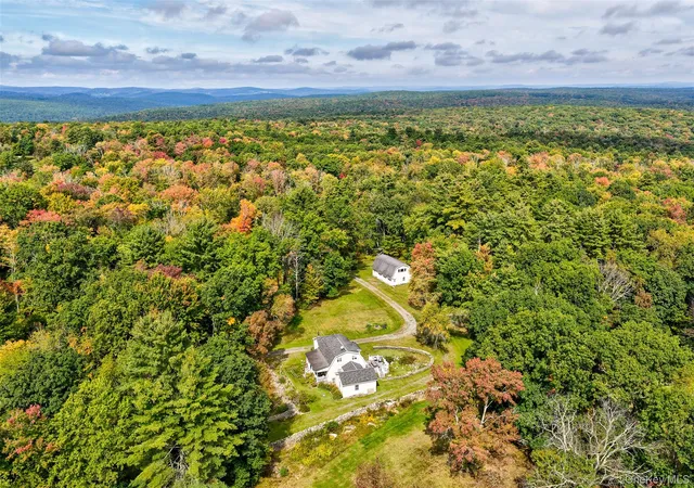 Photo 3 of Single family home for sale at 351 Gables Rd, Tusten, NY 12764 | MLS# 1064168 | Listing updated on 2026-10-21