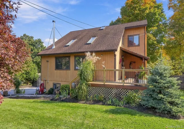 Photo 1 of Single family home for sale at 42 Western Ave, Wallkill, NY 10940 | MLS# 1064186 | Listing updated on 2026-10-25