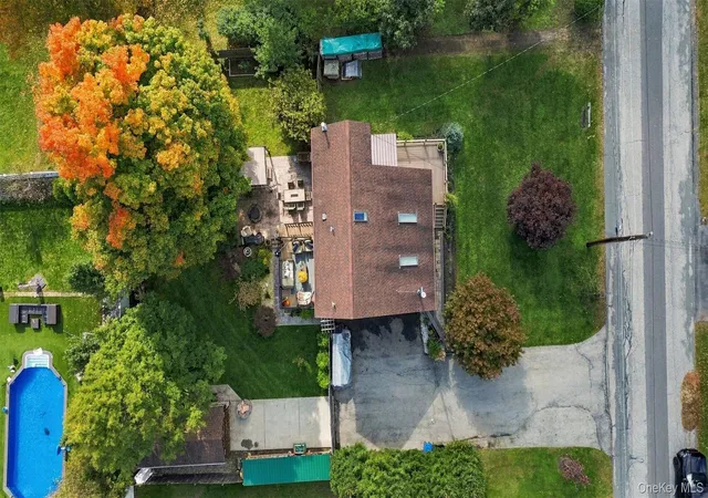 Photo 4 of Single family home for sale at 42 Western Ave, Wallkill, NY 10940 | MLS# 1064186 | Listing updated on 2026-10-25