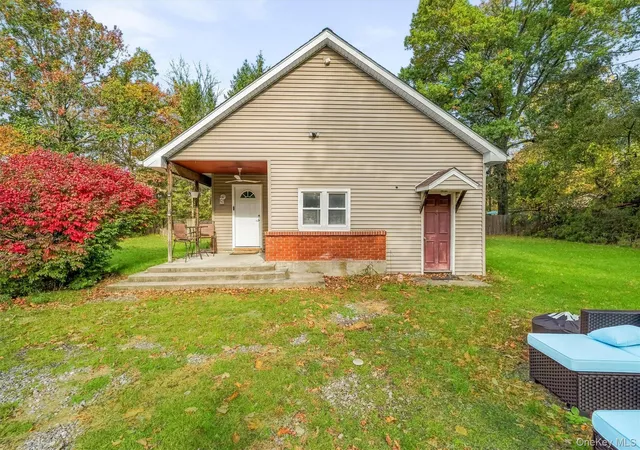 Photo 3 of Single family home for sale at 161 Quaker St, Plattekill, NY 12589 | MLS# 1064199 | Listing updated on 2026-10-25