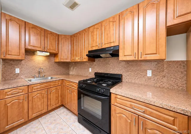 Photo 3 of House for sale at 87-36 123rd Street, New York, NY 11418 | MLS# 1064216 | Listing updated on 2026-10-28