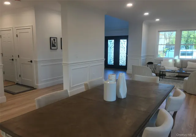 Photo 2 of Single family home for sale at 11 Delaware Ave, Oyster Bay, NY 11753 | MLS# 1064217 | Listing updated on 2026-10-23