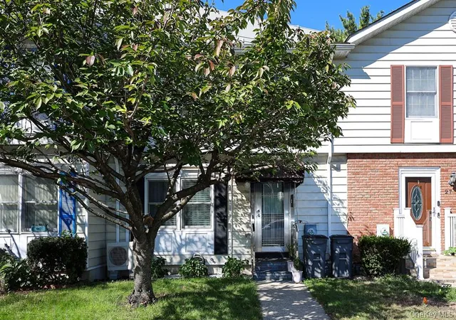 Photo 1 of Single family home for sale at 25 Centre St, Yonkers, NY 10701 | MLS# 1064227 | Listing updated on 2026-10-24