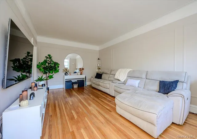 Photo 3 of House for sale at 19 William St #1F, Mount Vernon, NY 10552 | MLS# 1064230 | Listing updated on 2026-10-21