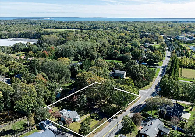 Single family home for sale at 2000 Cox Neck Rd, Southold, NY 11952 | MLS# 1064233