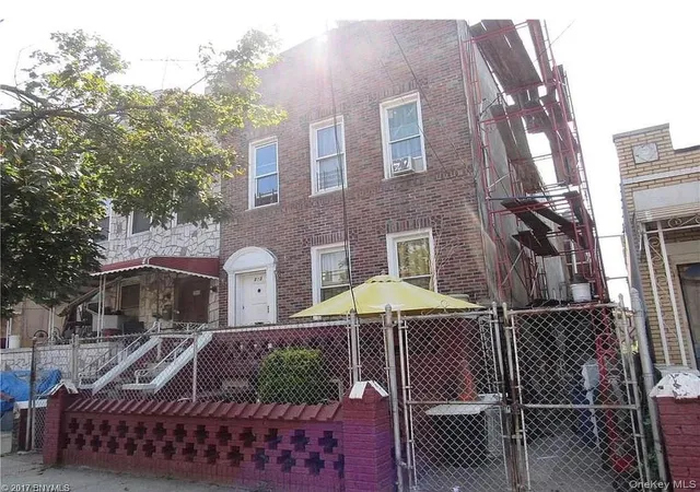 Multi family home for sale at 202 Malta St, New York, NY 11207 | MLS# 1064241