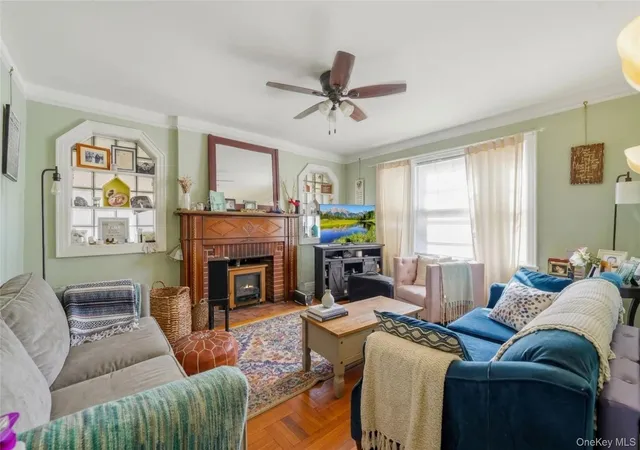Photo 3 of House for sale at 106 King Ave, Yonkers, NY 10704 | MLS# 1064250 | Listing updated on 2026-10-29