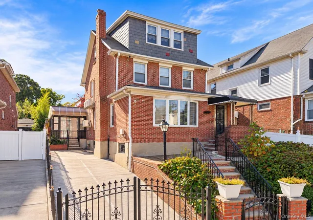 Single family home for sale at 14606 13th Avenue, New York, NY 11357 | MLS# 1064273