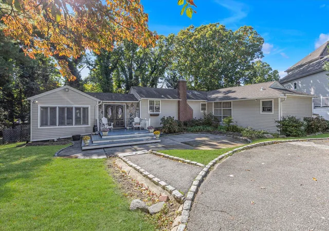 Single family home for sale at 22 Alice Ln, Smithtown, NY 11787 | MLS# 1064277