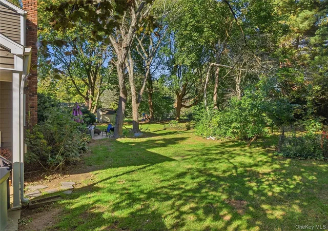 Photo 2 of Single family home for sale at 30 Manor Rd N, Huntington, NY 11740 | MLS# 1064279 | Listing updated on 2026-10-25
