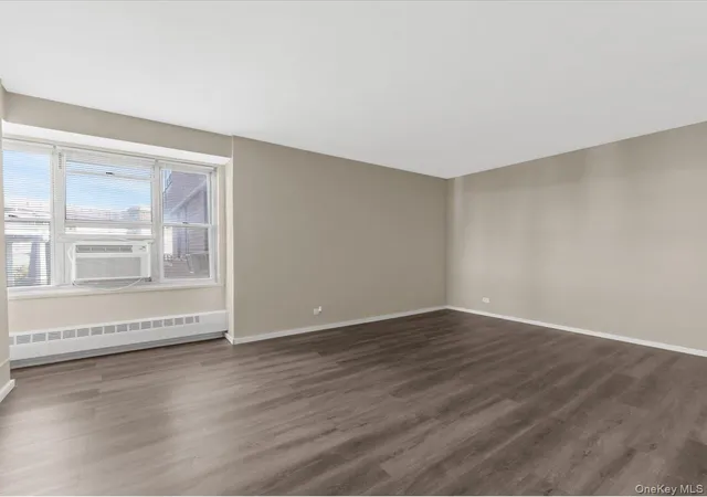 Photo 3 of House for sale at 568 Grand St #J602, New York, NY 10002 | MLS# 1064290 | Listing updated on 2026-10-21
