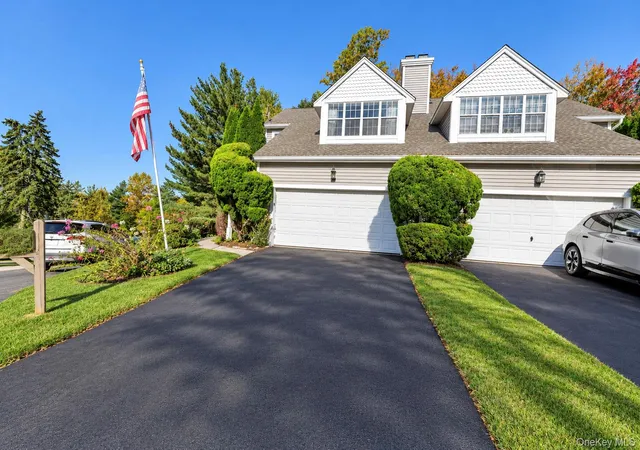 Photo 3 of Single family home for sale at 83 Roundtop Rd, Yonkers, NY 10710 | MLS# 1064302 | Listing updated on 2026-10-28