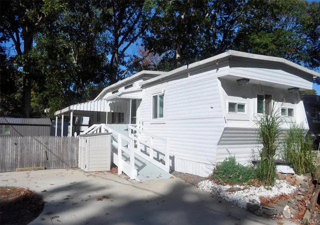 Manufactured home for sale at 658 Sound Ave #E-6, Riverhead, NY 11933 | MLS# 1064305