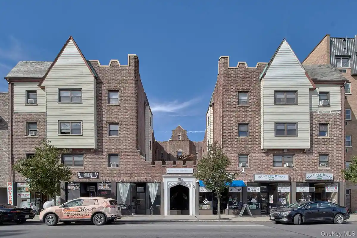 Listing Photo 1 - Condo for sale in 240 Halstead Ave located at 240 Halstead Ave, Harrison, NY 10528 - Unit #AA5