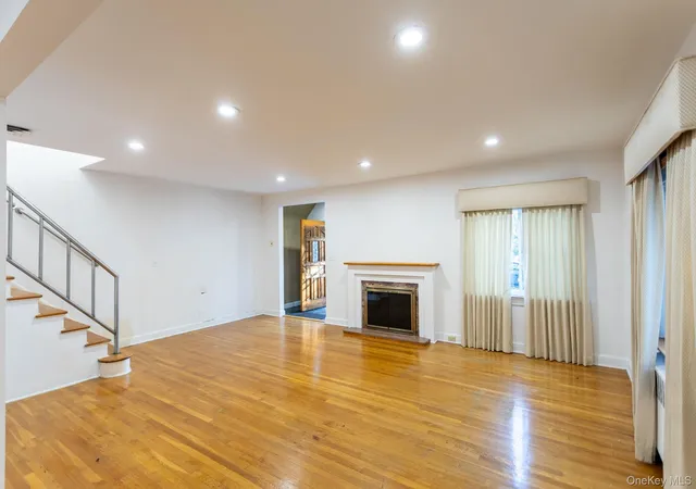Photo 2 of Single family home for sale at 186-33 Henley Rd, New York, NY 11432 | MLS# 1064334 | Listing updated on 2026-10-25