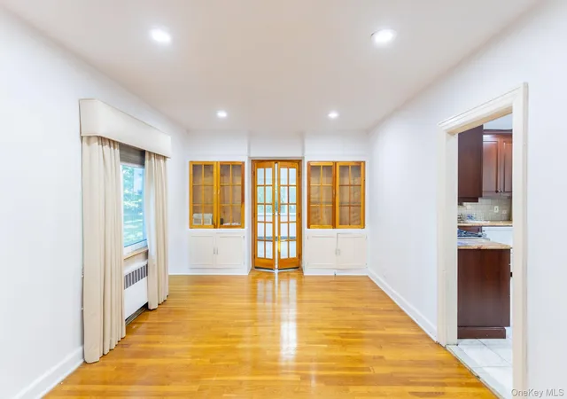 Photo 4 of Single family home for sale at 186-33 Henley Rd, New York, NY 11432 | MLS# 1064334 | Listing updated on 2026-10-25