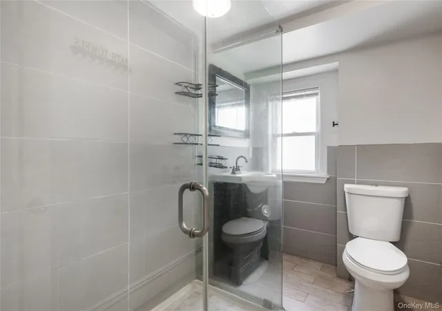 Photo 3 of House for sale at 517 E Broadway, Long Beach, NY 11561 | MLS# 1064385 | Listing updated on 2026-10-21