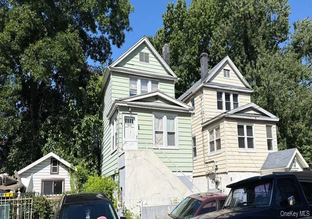 Photo 1 of House for sale at 313 Stephens Ave, New York, NY 10473 | MLS# 1064389 | Listing updated on 2026-10-20