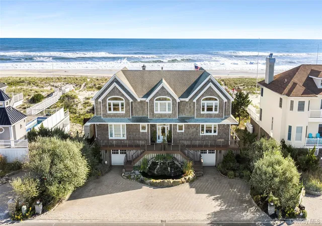 Photo 2 of Single family home for sale at 747 Dune Rd, Southampton, NY 11978 | MLS# 1064443 | Listing updated on 2026-10-27