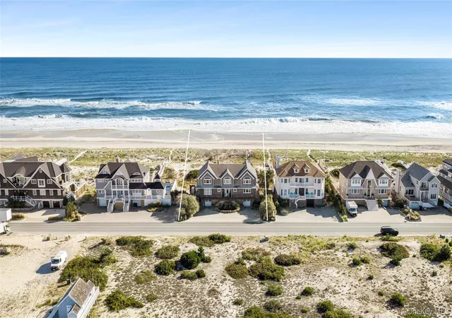 Photo 3 of Single family home for sale at 747 Dune Rd, Southampton, NY 11978 | MLS# 1064443 | Listing updated on 2026-10-27