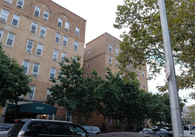 Listing Photo 2 - Condo for sale in building located at 6735 Ridge Blvd, New York, NY 11220 - Unit #5F