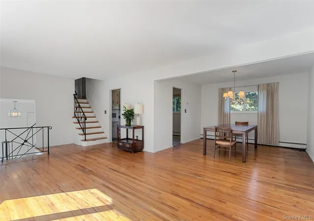 Photo 3 of Single family home for sale at 32 Hillview Dr, Mount Pleasant, NY 10570 | MLS# 1064485 | Listing updated on 2026-10-25