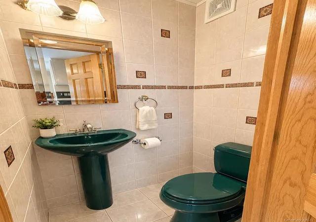 Photo 4 of Single family home for sale at 12515 11th Avenue, New York, NY 11356 | MLS# 1064489 | Listing updated on 2026-10-27