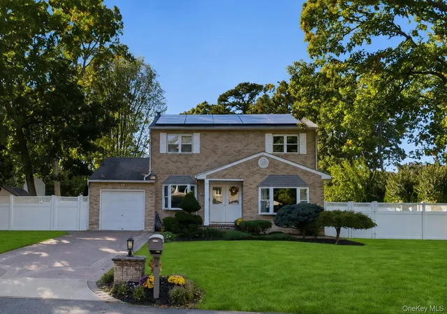 Single family home for sale at 12 17th Avenue, Islip, NY 11779 | MLS# 1064509