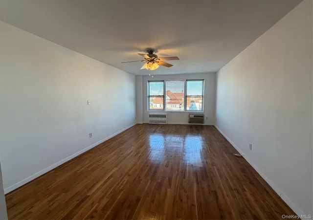 Photo 3 of Condo for sale at 1 E Broadway #4R, Long Beach, NY 11561 | MLS# 1064523 | Listing updated on 2026-10-20