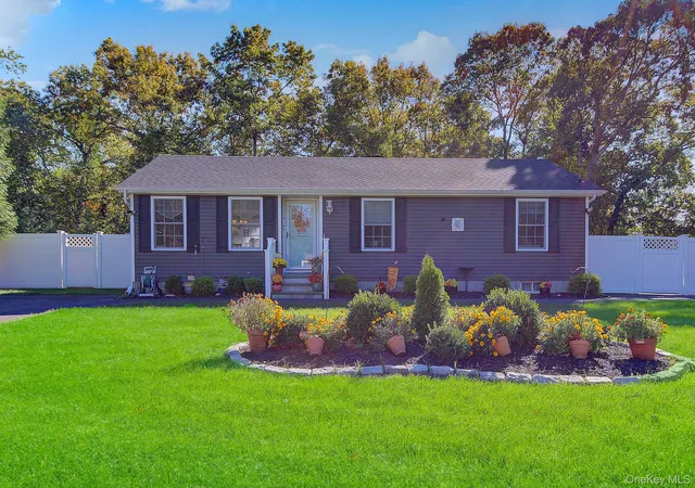 Single family home for sale at 204 Pacific St, Brookhaven, NY 11776 | MLS# 1064528