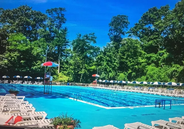 Photo 2 of Condo for sale at 4 Sadore Ln #7M, Yonkers, NY 10710 | MLS# 1064538 | Listing updated on 2026-10-20