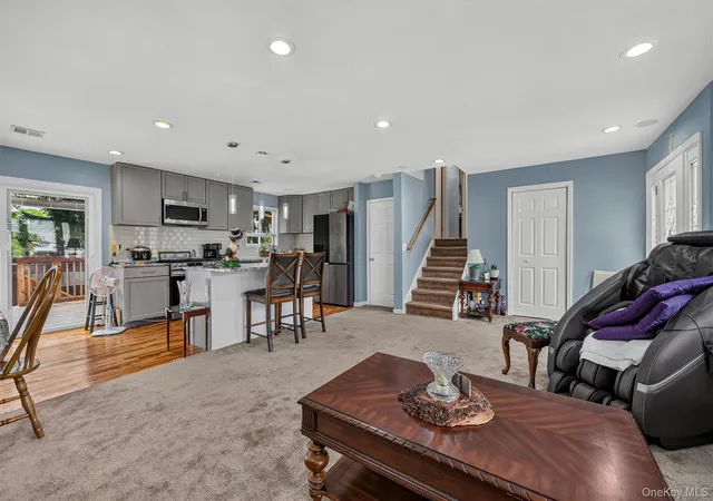 Photo 4 of Single family home for sale at 3 Ben Lomond Dr, Wallkill, NY 10941 | MLS# 1064561 | Listing updated on 2026-10-25